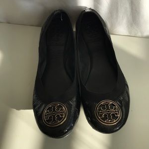 Tory Burch caroline flat